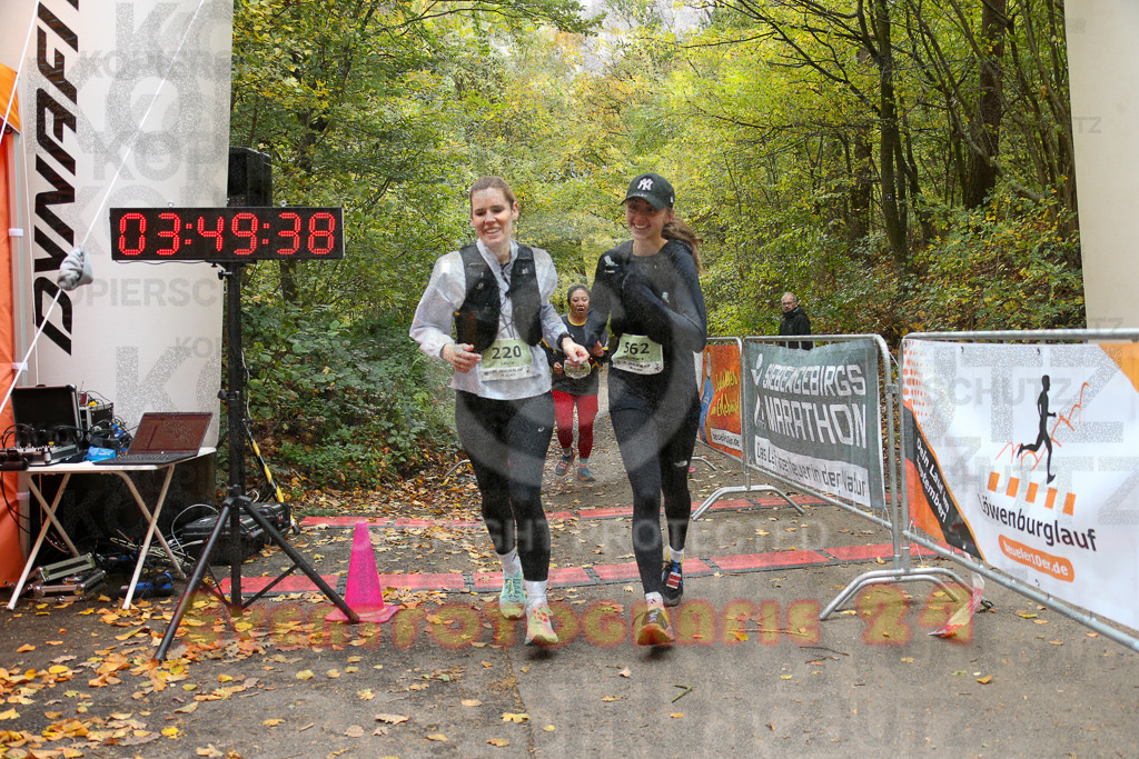251026_1351_EX1_4010 | Sportfotografie im Rhein-Sieg Kreis, Köln, Bonn, NRW, Rheinland Pfalz, Hessen, etc. Unser Tätigkeitsfeld umfasst den Laufsport vom Volkslauf über den Marathon, Duathlon, Triathon bis zum Ultralauf wie Kölnpfad Ultra oder Schindertrail.