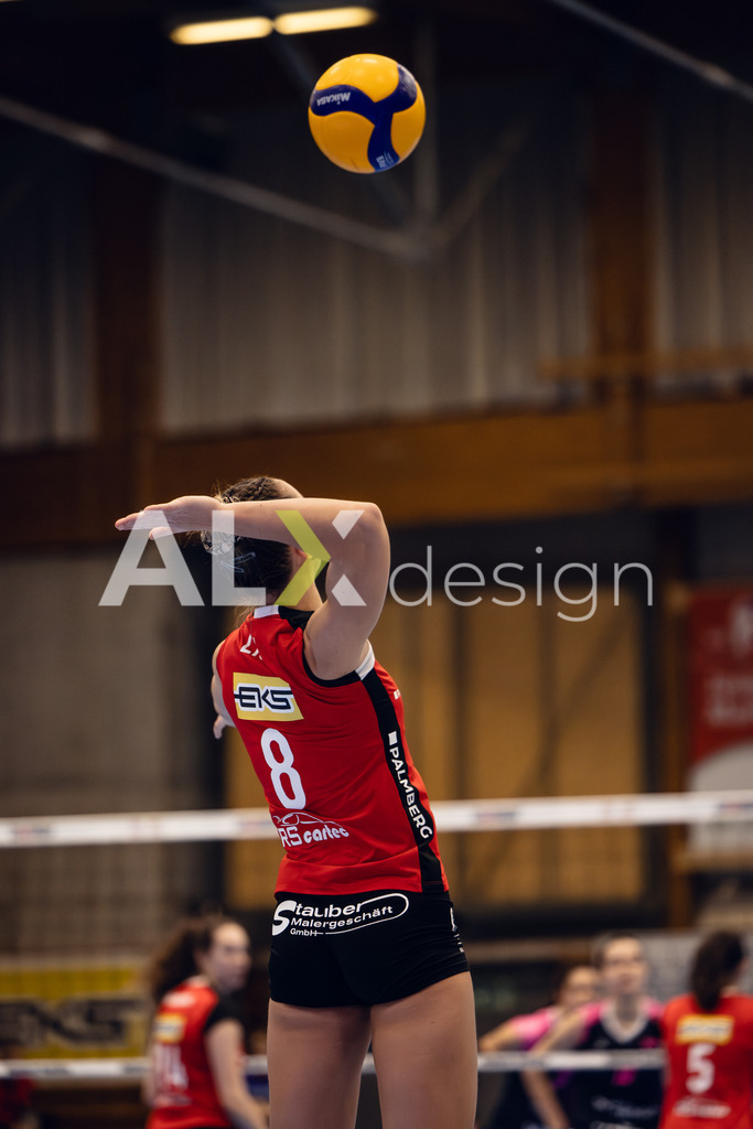 Volleyball I Frauen I Saison 2025-2026 I Volleyball NLA | Women I Round 14 I VC Kanti Schaffhausen - NLZ Volleyball Academy Zürich I 16.01.2026 | VC Kanti Schaffhausen - 8 Lina-Marie Lieb (DE) – Aussen - Realisiert mit Pictrs.com