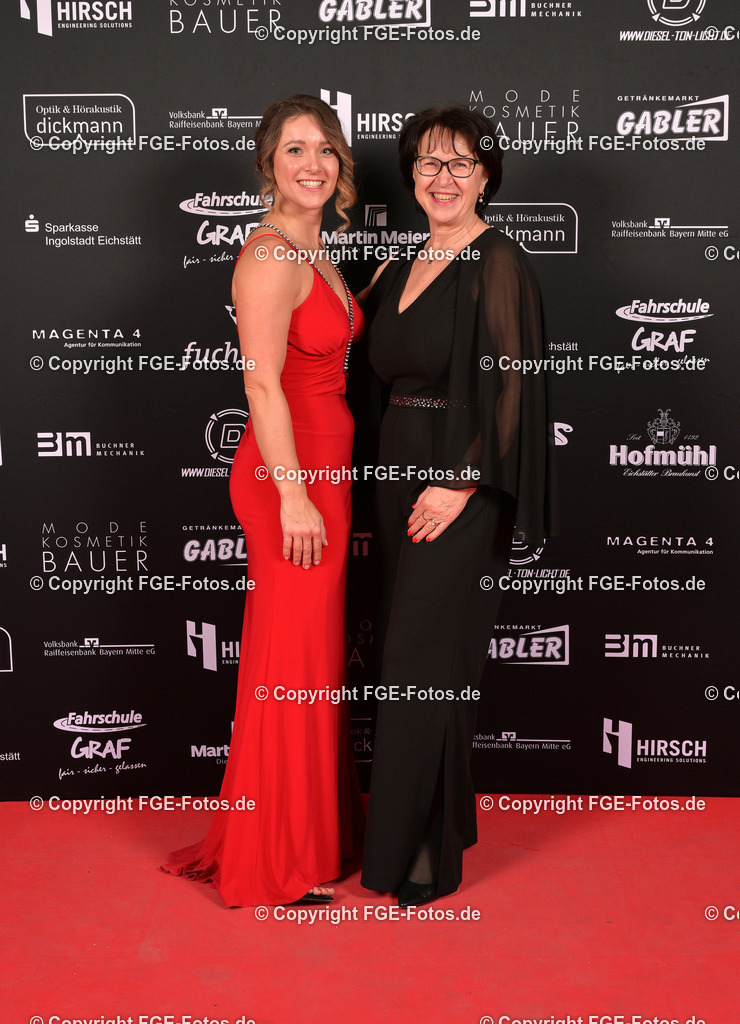 20240114-fge-fotos-0565 | Eröffnungsball der FGE am 14.01.2024 im Alten Stadttheater in Eichstätt. - Realisiert mit Pictrs.com