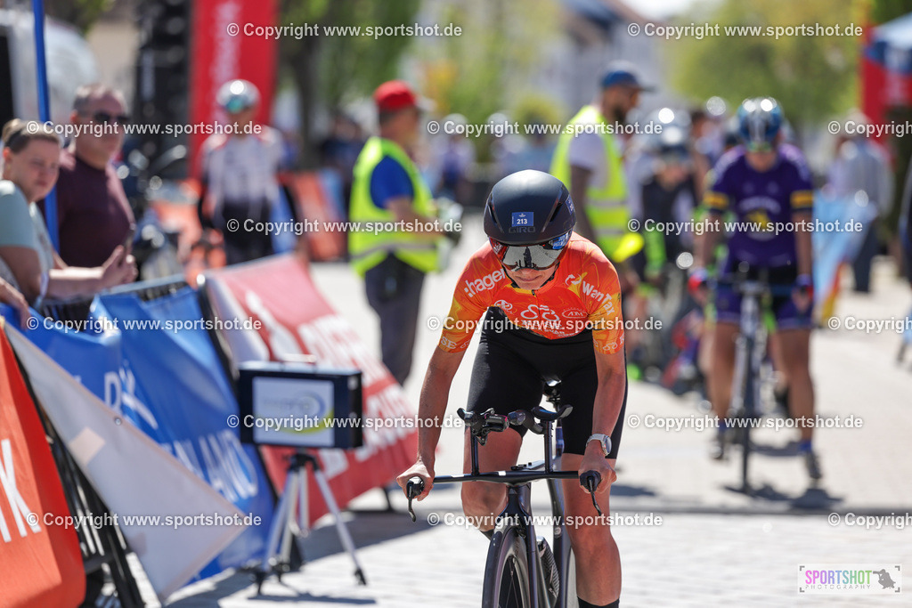 VJ__4708 | Neusiedlersee Radmarathon 2026@sportshot_your_pictrs #yourpictures#roadtowm2029 #nrm #neusiedlerseeradmarathon #neusiedlersee #neusiedlerseetourismus #burgenland #mörbisch #nrm26 #burgenlandtourismus #voglundco #poweredbyburgenlandtourismus #radsport #rad #marathon #ucigranfondo #visitburgenland #ucigranfondoworldseries
