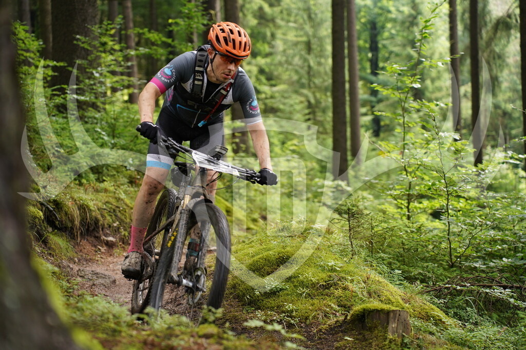 DSC04363 | Fotogalerie der Treibjagd im Dunkelwald - Dein MTB Etappenrennen im Erzgebirge - Realisiert mit Pictrs.com