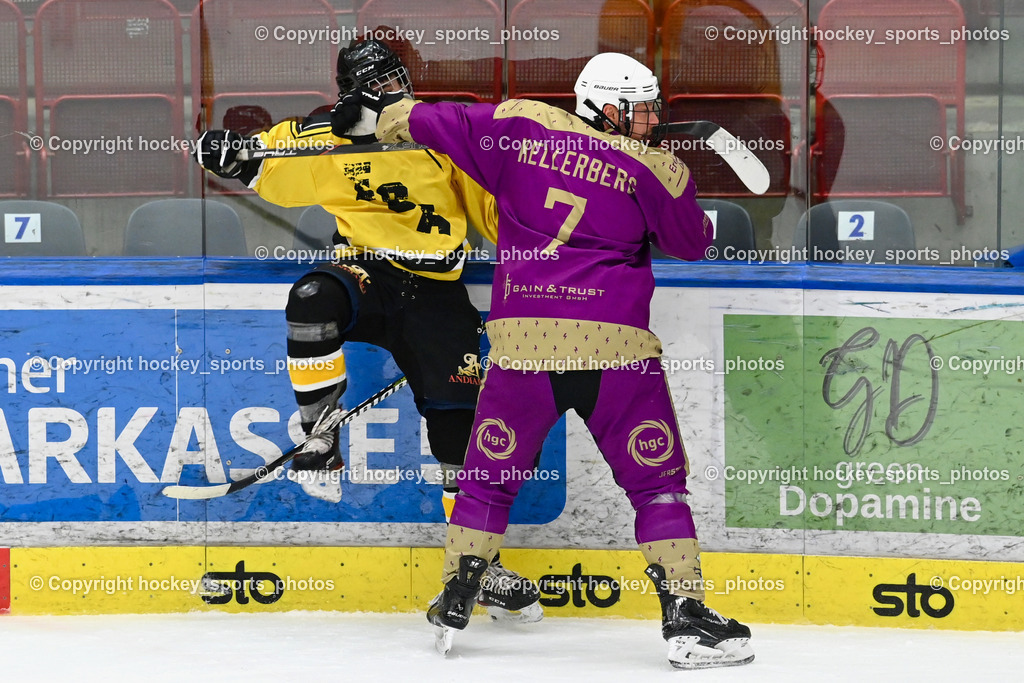 EC Kellerberg vs. EC Arnoldstein | #93 Macor Erik EC Arnoldstein, #7 Neubauer Alexander EC Kellerberg, EC Kellerberg vs. EC Arnoldstein, EC Kellerberg vs. EC Arnoldstein am 03.02.2025 in Villach (Stadthalle Villach), Austria, (Photo by Bernd Stefan)