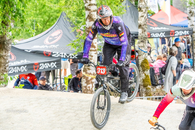 BayBMX2026-05509 | Fotogalerie von Thomas Dettweiler mit Eventbildern und lizenzfreien Fotos. Perfekt als Wandbild, für Büro, Website oder private Nutzung. - Realisiert mit Pictrs.com