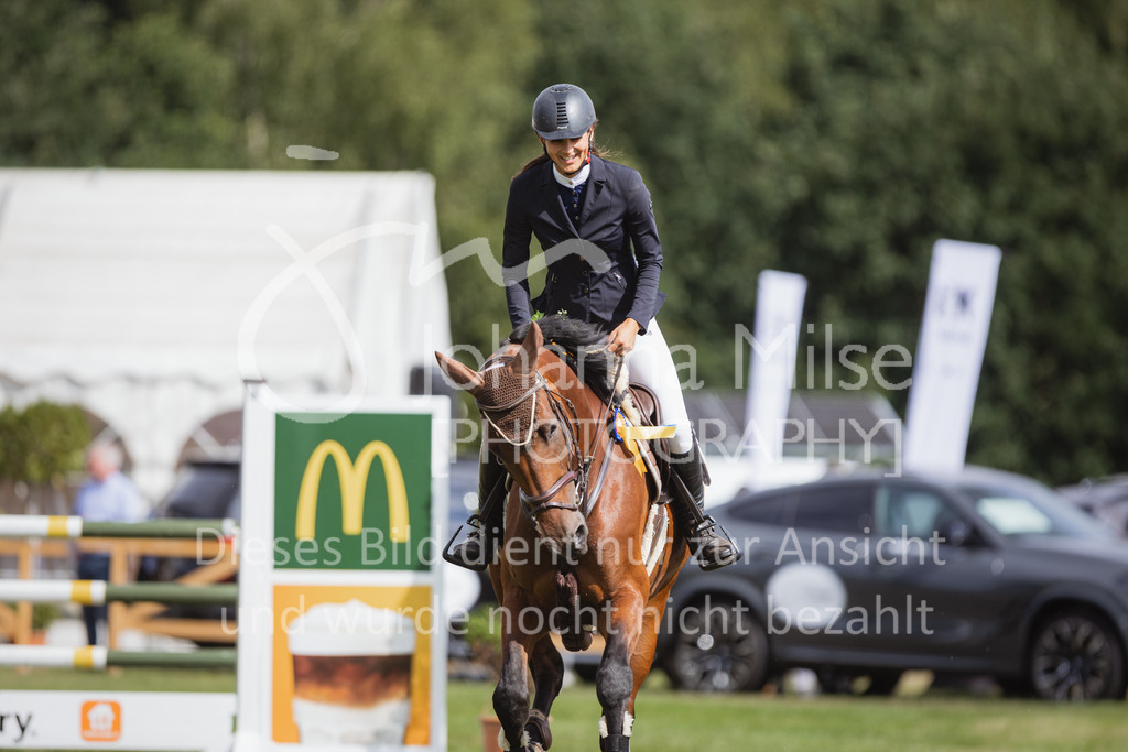 220715_LC_Youngster-M-578 | Deine schönsten Turniermomente als professionelle Fotos! Entdecke hochwertige Pferdesport-Fotografie im Online-Shop. Jetzt Fotos finden & bestellen!