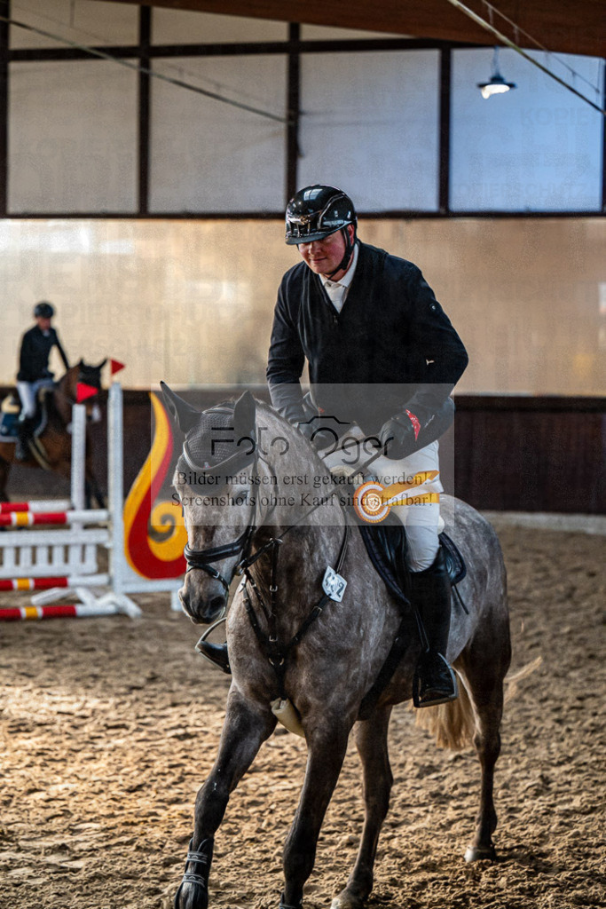 20240308-DOS_2789 | Entdecke hochwertige Reitturnierfotos von Foto Oger. Professionell, emotional und authentisch – jetzt Lieblingsmomente im Shop bestellen.Deutschlandweite Turnierfotografie. - Realisiert mit Pictrs.com