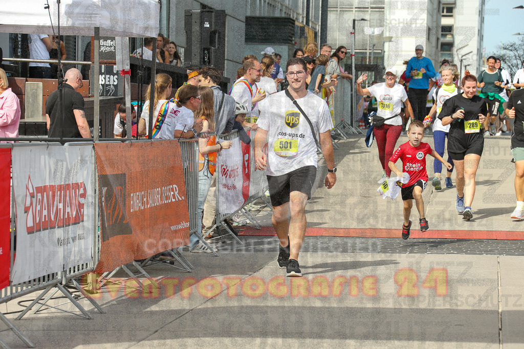 250920_1343_EX1_6363 | Sportfotografie im Rhein-Sieg Kreis, Köln, Bonn, NRW, Rheinland Pfalz, Hessen, etc. Unser Tätigkeitsfeld umfasst den Laufsport vom Volkslauf über den Marathon, Duathlon, Triathon bis zum Ultralauf wie Kölnpfad Ultra oder Schindertrail.