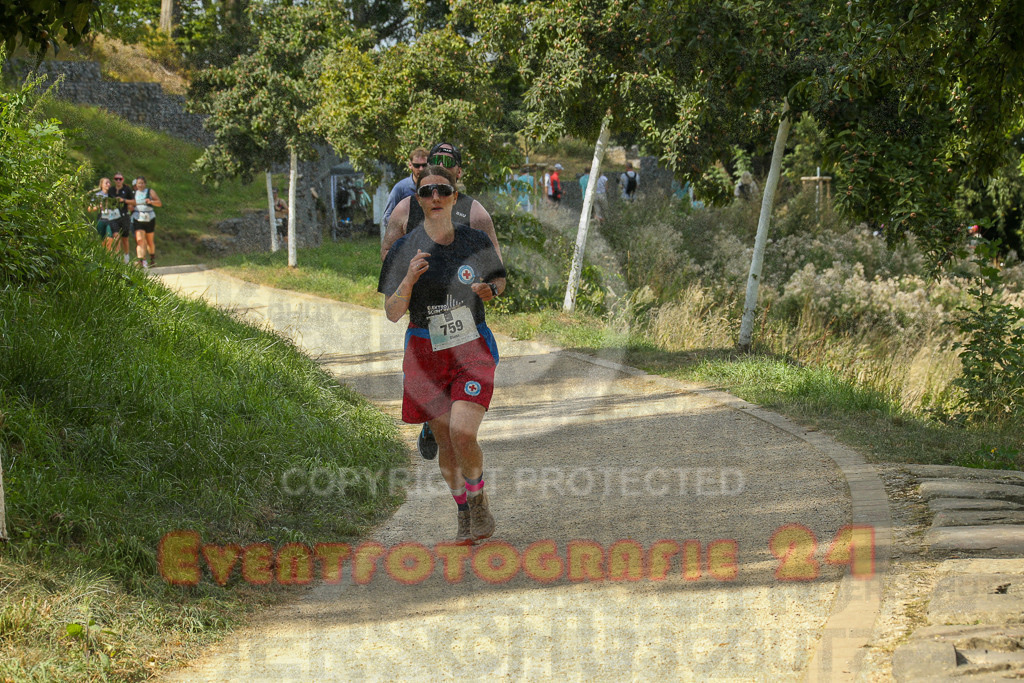 250824_1458_EX1_8221 | Sportfotografie im Rhein-Sieg Kreis, Köln, Bonn, NRW, Rheinland Pfalz, Hessen, etc. Unser Tätigkeitsfeld umfasst den Laufsport vom Volkslauf über den Marathon, Duathlon, Triathon bis zum Ultralauf wie Kölnpfad Ultra oder Schindertrail.
