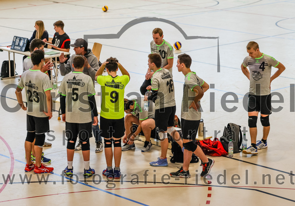 2021-11-27_142_TuS_Oberding_II_gegen_MTV_1881_Ingolstadt_III | Oberding, Deutschland, 27.11.2021:
Volleyball, Kreisliga 2021 / 2022, 5. Spieltag, TuS Oberding II gegen MTV 1881 Ingolstadt III, Endergebnis: 3:2

Foto: Christian Riedel / fotografie-riedel.net