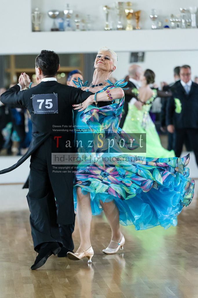 20240525_RL-Masters3-Std_4591 | Tanzsportbilder, Standardtanz, Lateintanz, WDSF, DTV, LTVB, dancecomp, goc, hessen tanzt, blaues band der spree, walzer, tango, wiener walzer, slowfox, quickstepp, samba, rumba, cha-cha-cha, paso doble. jive, hd-kroft photography, turniertanzsport