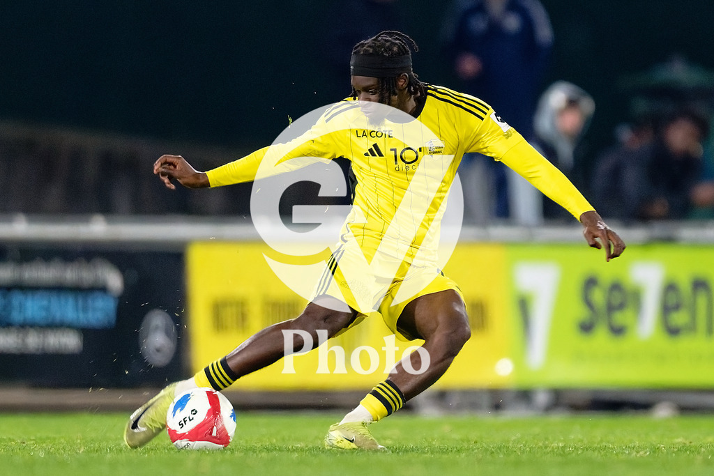 dieci Challenge League - FC Stade Nyonnais v Etoile Carouge FC |  during the dieci Challenge League match between FC Stade Nyonnais and Etoile Carouge FC at Centre sportif de Colovray in Nyon, Switzerland