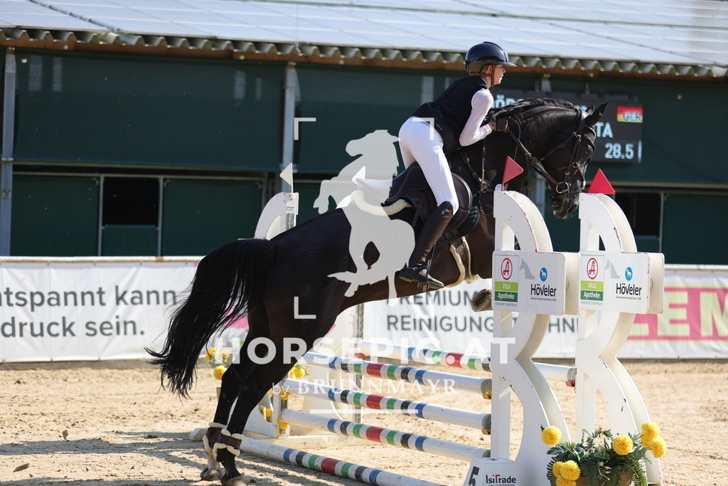 0P6A4887 | Willkommen bei Brunnmayr - Design & Fotografie – Ihrem Spezialisten für Reitturniere und Pferdeveranstaltungen in Oberösterreich, Salzburg und Bayern! Seit über 17 Jahren sind wir leidenschaftlich dabei.