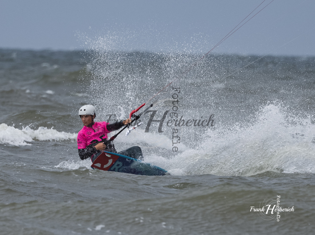 _X0A8111-Editlo | Frank Herberich Fotografie, Frank Herberich, Fotografie, Hochzeit, Portrait, St. Peter Ording, Ording, Westerhever, Nordsee, Frank Fotografie, Hardheim,  Odenwald,Walldürn, Band,Eventfotografie - Realisiert mit Pictrs.com