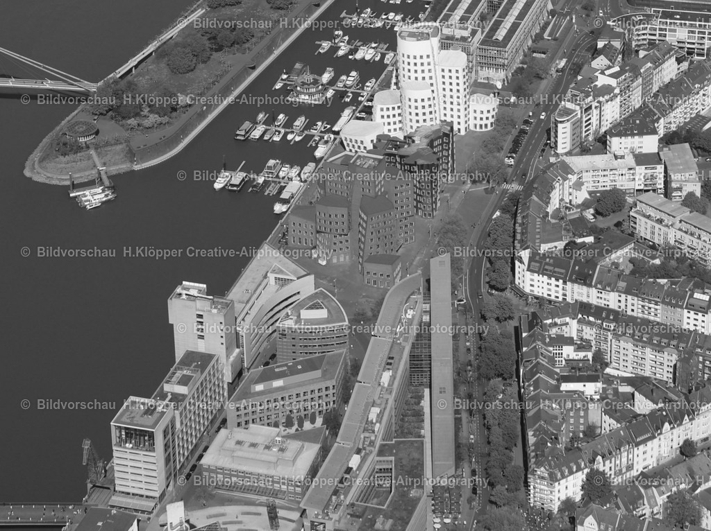 duesseldorf rheinturm 13-2179 | Luftbilder und Luftbildfotografie , Digital und Printbilder auf Leinwand , Alu Dibond , Acrylglas , Poster oder Download-Datei für private und gewerbliche Verwendung im Shop online bestellen. - Realisiert mit Pictrs.com