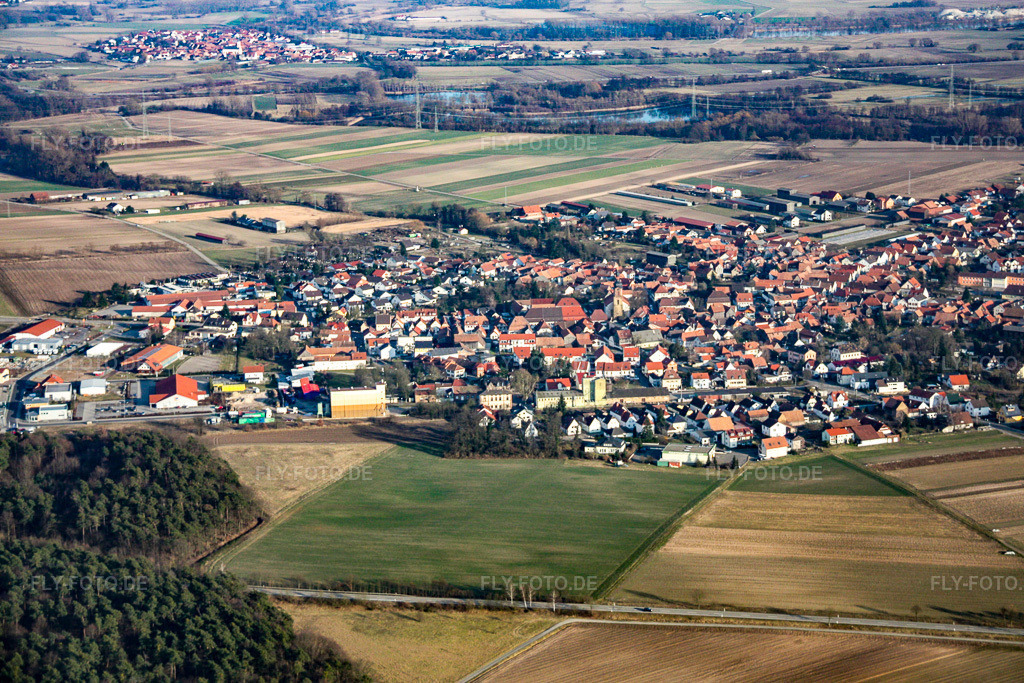 Luftbild: Ortsansicht von Westen in Hatzenbühl im Bundesland Rheinland-Pfalz in Deutschland. Foto: IMG_17160.jpg vom 28.02.2009 durch Werner Riehm/FLY-FOTO.de