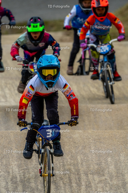 BayBMX2026-06478 | Fotogalerie von Thomas Dettweiler mit Eventbildern und lizenzfreien Fotos. Perfekt als Wandbild, für Büro, Website oder private Nutzung. - Realisiert mit Pictrs.com