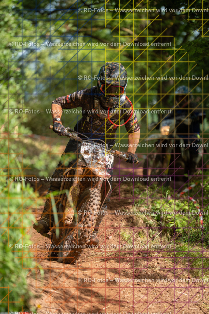 Wolfshausen 4 Lauf -1575 | Sportfotografie von RO-Fotos: Motorsport, Motocross, Enduro, Laufveranstaltungen und Triathlon. Professionelle Fotos von Sportlern und Events. - Realisiert mit Pictrs.com