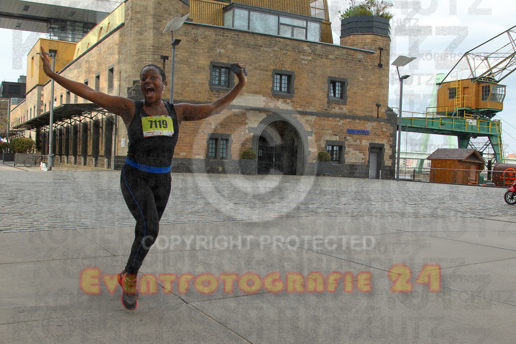 250920_1528_EV4_8895 | Sportfotografie im Rhein-Sieg Kreis, Köln, Bonn, NRW, Rheinland Pfalz, Hessen, etc. Unser Tätigkeitsfeld umfasst den Laufsport vom Volkslauf über den Marathon, Duathlon, Triathon bis zum Ultralauf wie Kölnpfad Ultra oder Schindertrail.