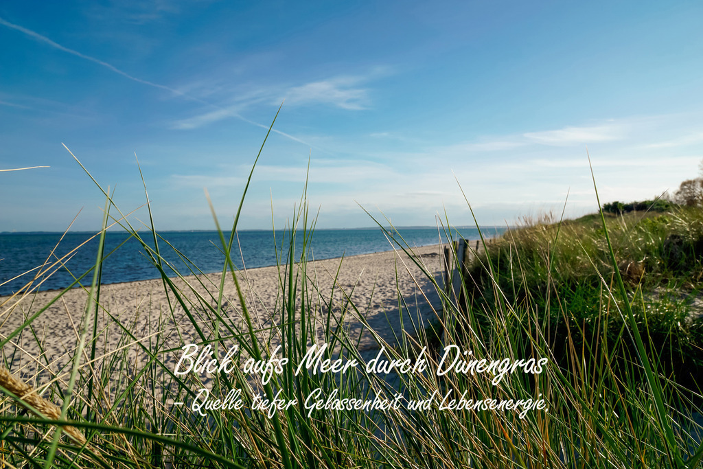 Meer Kalender 2026 - Ostseemotiv mit Text | Gestalten Sie Ihr Zuhause mit einzigartigen Bildern von Ostsee u. Nordsee – als Leinwandbild, Acryl, Alu-Dibond oder FineArt Hahnemühle, individuell anpassbar.