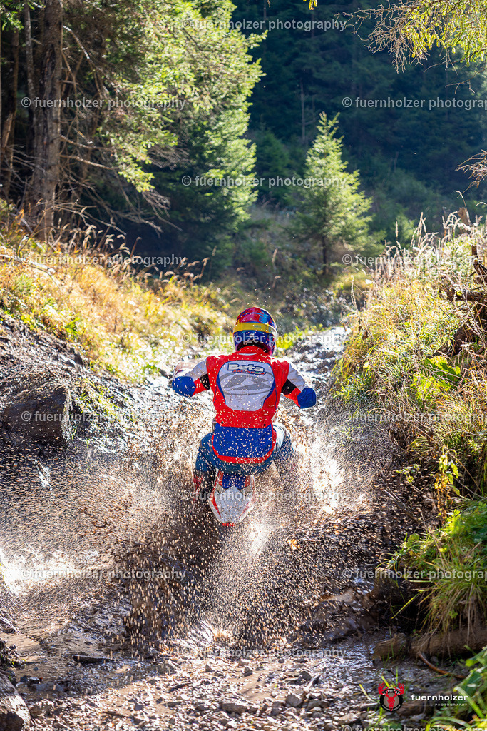 fuernholzer_251026-C1-193 | Fotografische Impressionen von der Red Stag Enduro Extreme by fuernholzer-photography.com. Endurosport in Österreich fotografisch festgehalten von fuernholzer. Auftragsfotografie für Private, Gewerbefotos und Industriefotografie. Eventfotografie, Sportfotografie und Motorsportfotografie. Anbieter von Fotoworkshops, Fototraining, fotografischen Vorträgen und Fotoseminaren.