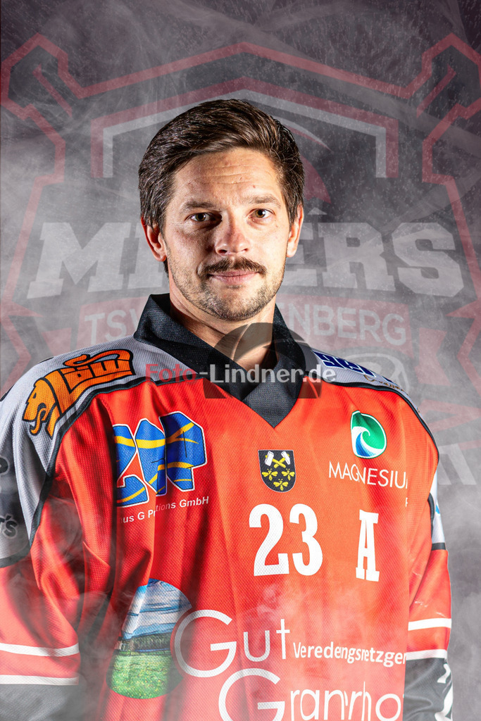 23 | Shop für Sportfotografie, Bilddatenbank, Pressefotografie, Fußball, Eishockey, Aktionsfotos