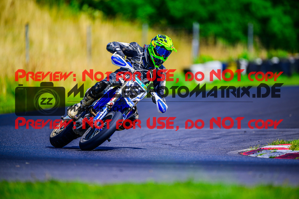 MaZZes_FotoMatrix_240714_6007705_7042 | S4