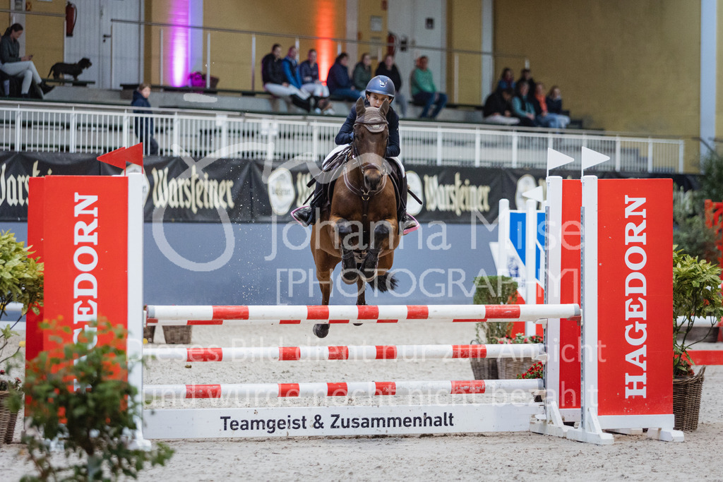 221022_Warstein_PonyTrophy-148 | Deine schönsten Turniermomente als professionelle Fotos! Entdecke hochwertige Pferdesport-Fotografie im Online-Shop. Jetzt Fotos finden & bestellen!
