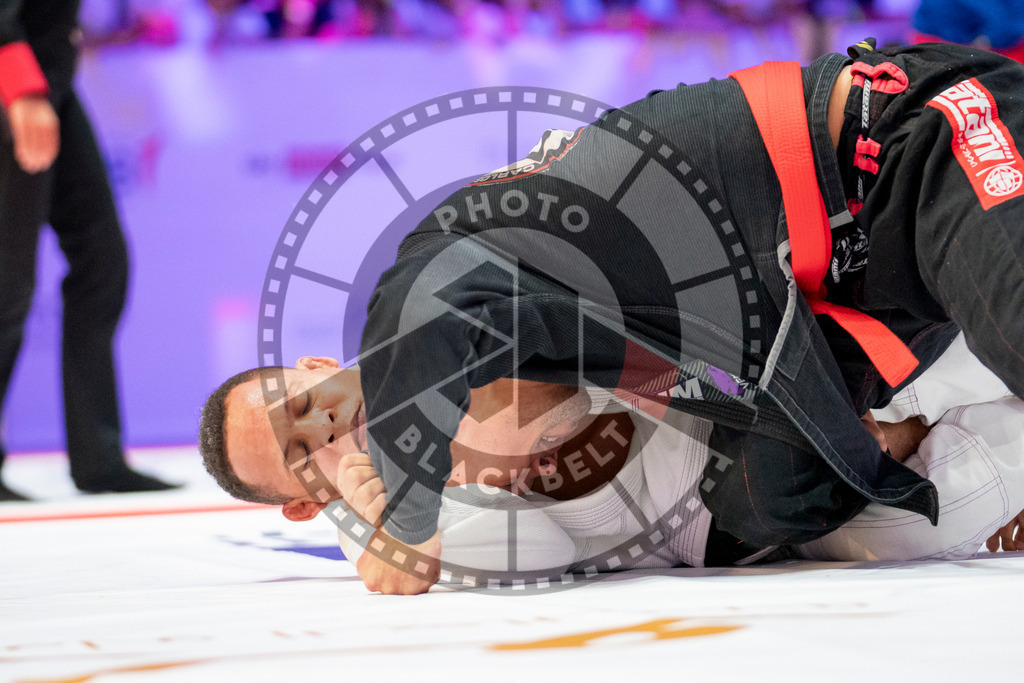 20231107PBB4605 | Fighters compete during the AJP World Master Championship in the Mubadala Arena in Abu Dhabi, Arab United Emirates, on November 7, 2023.