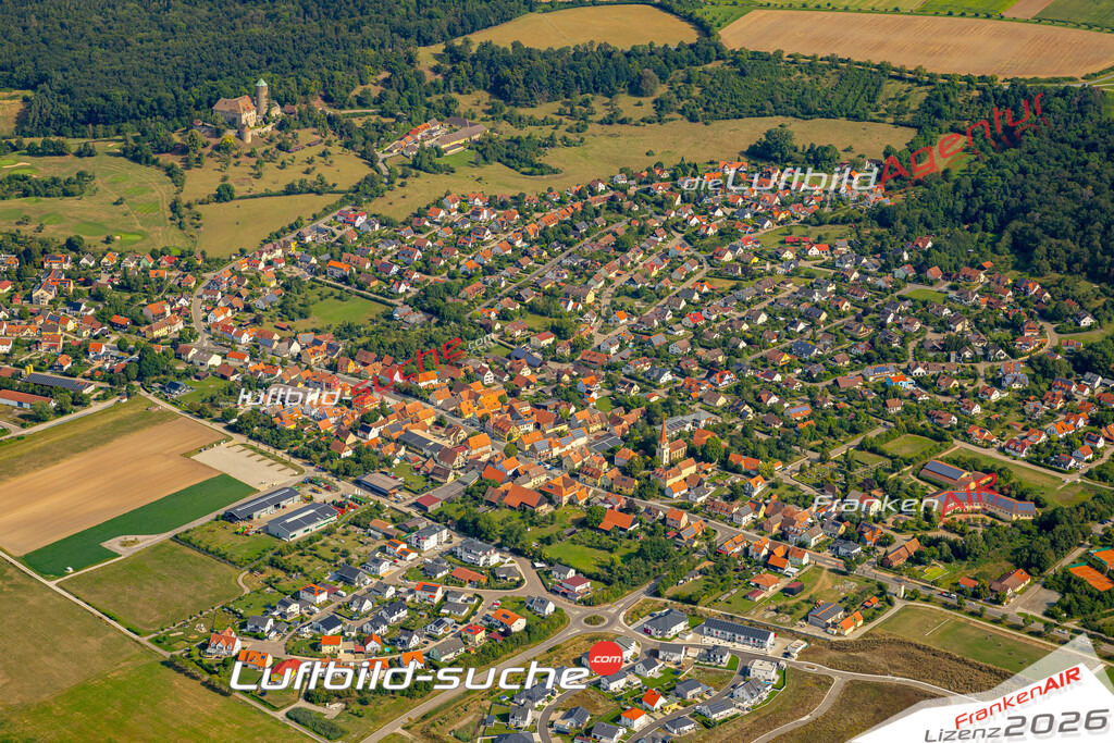 Das Luftbild zeigt :  Colmberg - Die Luftaufnahme wurde 2024 vom UL-Flugzeug aus erstellt ( keine Drohne ) - Hochauflösende Luftaufnahme - Für grossformatige Ausdrucke geeignet. Die Geschenkidee !Mit Lizenz und Bildrechte bestellbar