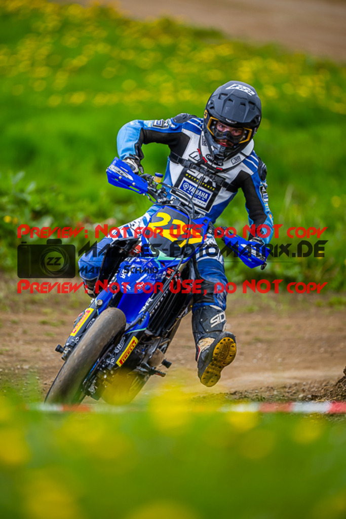MaZZes_FotoMatrix_230506_0925 | S2