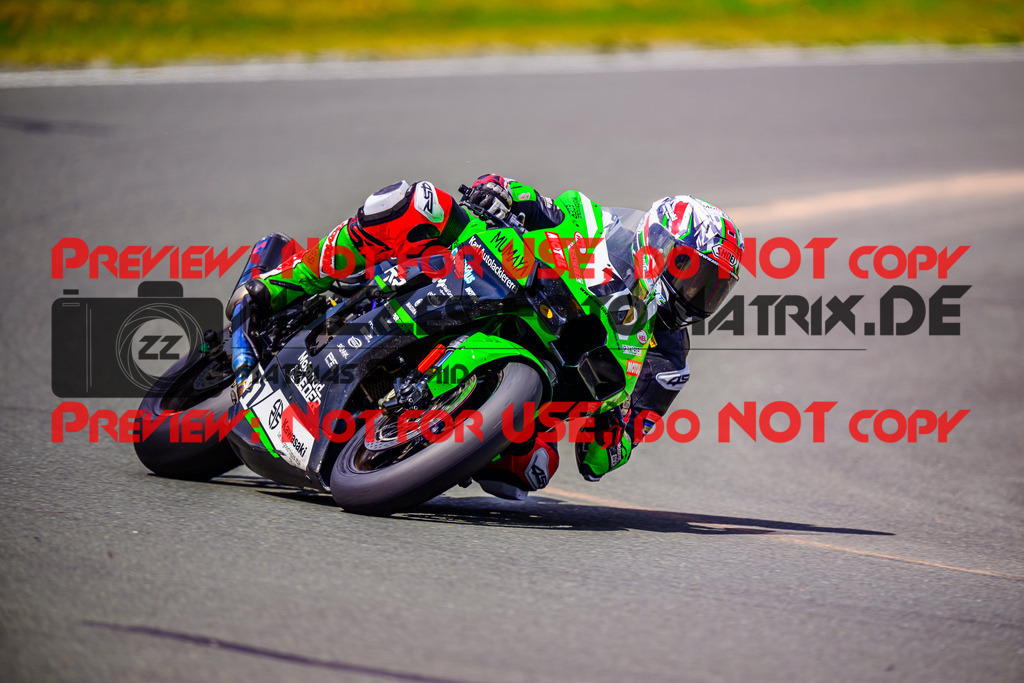 MaZZes_FotoMatrix_240728_6007705_6991 | STK