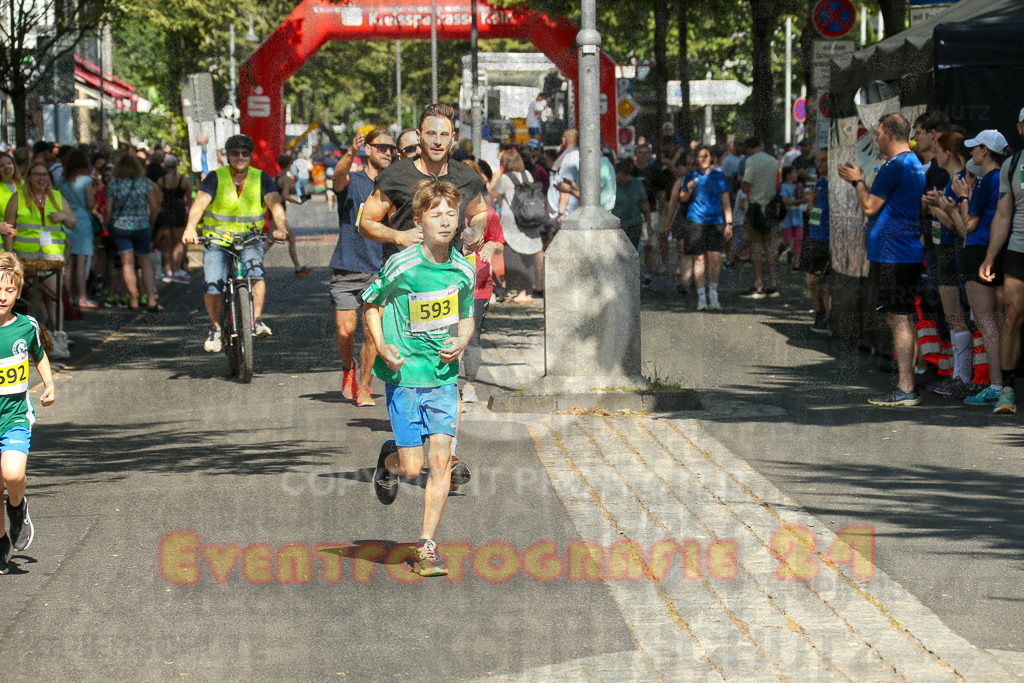 250621_1026_EX1_1939 | Sportfotografie im Rhein-Sieg Kreis, Köln, Bonn, NRW, Rheinland Pfalz, Hessen, etc. Unser Tätigkeitsfeld umfasst den Laufsport vom Volkslauf über den Marathon, Duathlon, Triathon bis zum Ultralauf wie Kölnpfad Ultra oder Schindertrail.