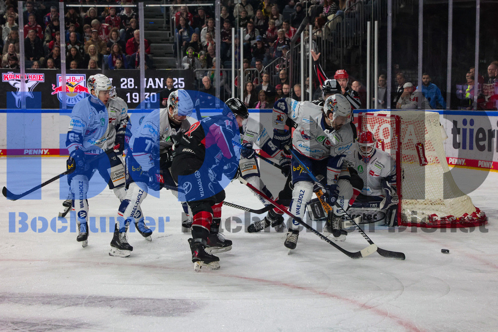 SES_KOLISE20250119-28 | bond - Realisiert mit Pictrs.com