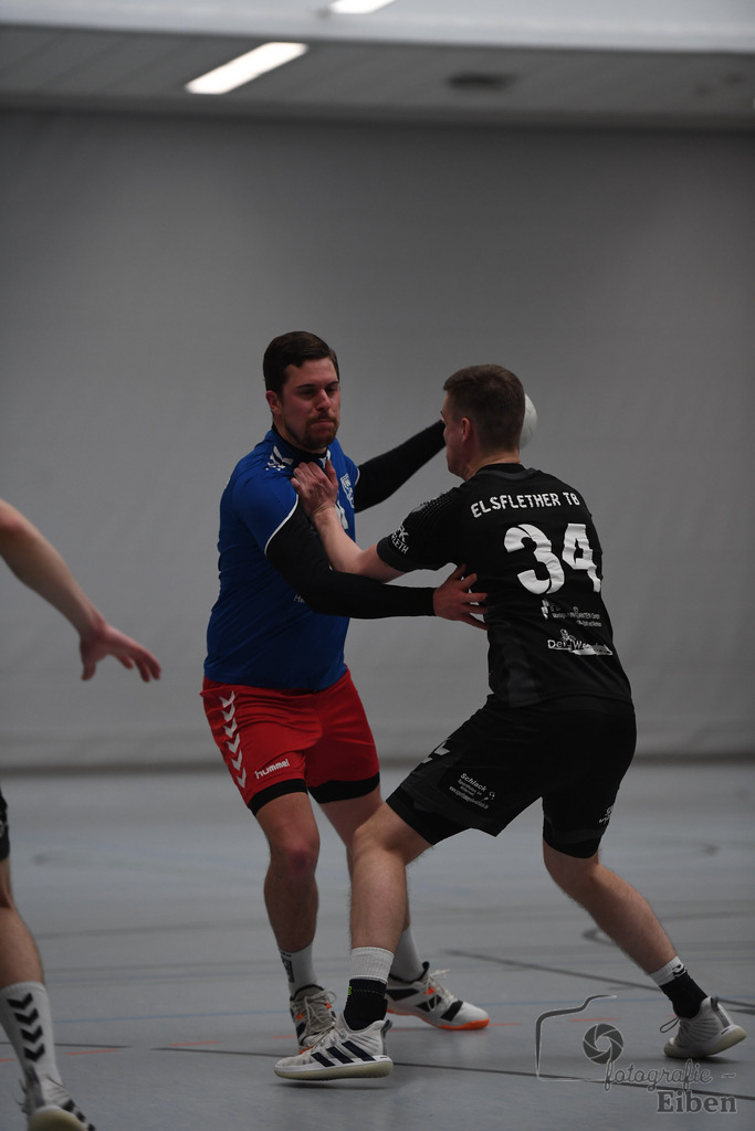 VFL Rastede-Elsflether TB 2 | VFL Rastede (blau)-Elsflether TB 2 (schwarz) am 06.04.2024 in Rastede (Sporthalle Feldbreite), Deutschland, Photo: Philip Eiben 2024 - Realisiert mit Pictrs.com