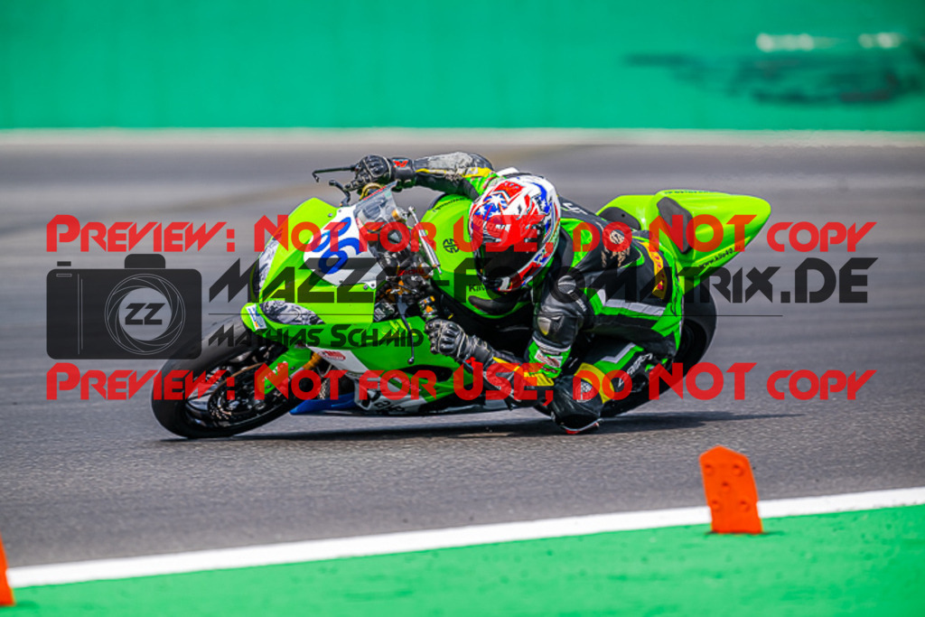 MaZZes_FotoMatrix_220508_94717 | Fotograf Mathias Schmid
Sportfotograf,
Eventfotograf,
Hochzeitsfotograf,
Portraitfotograf