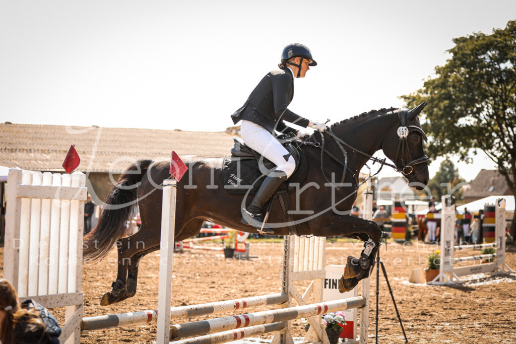 06.SoSpE00043 | Leoni Ertmer Photography - Realisiert mit Pictrs.com