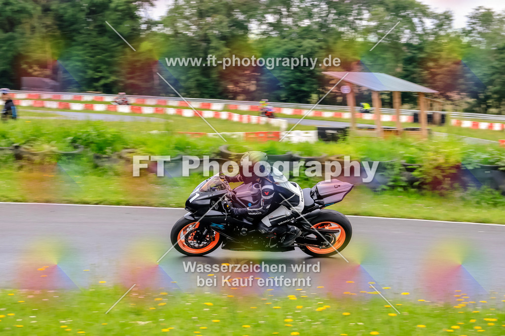 VBK-7362 | Hier findet Ihr Bilder von Touristenfahrten auf der Nürburgring Nordschleife oder von anderen Veranstaltungen die ich besucht habe. Viel Spass beim Durch Schauen 