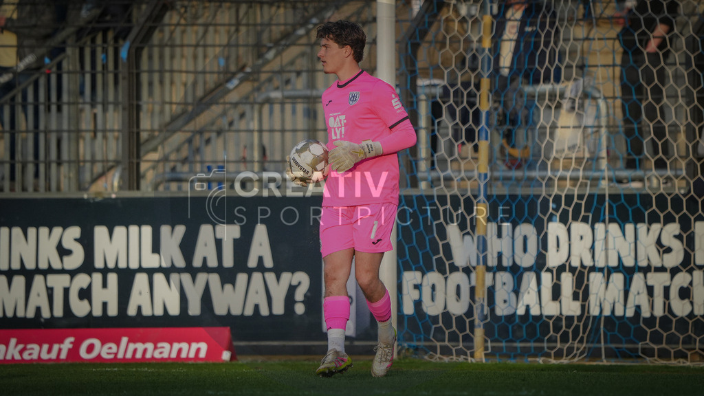 Fußball, Herren, Saison 2025/2026, Regionalliga Nordost, 30. Spieltag, FSV 63 Luckenwalde vs. SV Babelsberg 03, Freitag 17.04.2026, Karl-Liebknecht-Stadion Potsdam | Fußball, Herren, Saison 2025/2026, Regionalliga Nordost, 30. Spieltag, FSV 63 Luckenwalde vs. SV Babelsberg 03, Freitag 17.04.2026, Karl-Liebknecht-Stadion Potsdam, Im Bild: Maximus Babke (Babelsberg) - Realisiert mit Pictrs.com