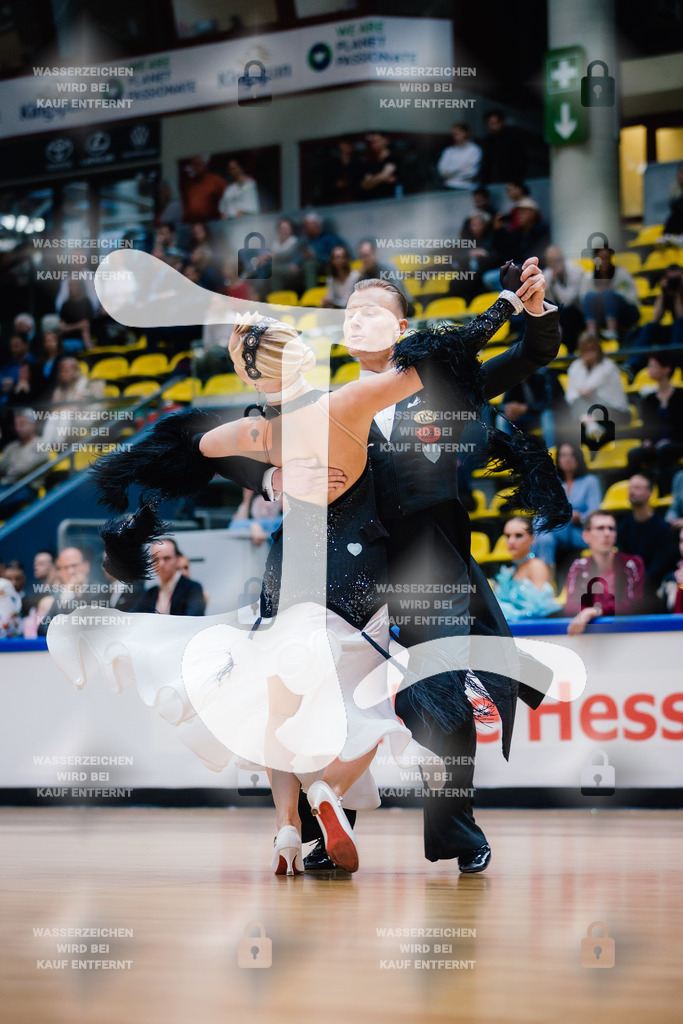Hessen Tanzt WDSF International Open Standard 1st (20) Karolis Burneikis _ Fabien Lax (TSC Rot-Gold-Casino Nürnberg)-2025-05-17-8562 | Webshop for digital downloads and prints of dance sport, event & show photographer Julian Link - Realisiert mit Pictrs.com