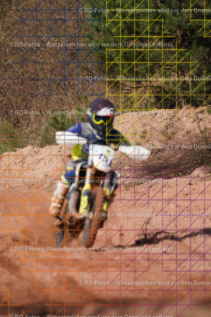 1 2 Lauf Mernes-43 | Sportfotografie von RO-Fotos: Motorsport, Motocross, Enduro, Laufveranstaltungen und Triathlon. Professionelle Fotos von Sportlern und Events. - Realisiert mit Pictrs.com