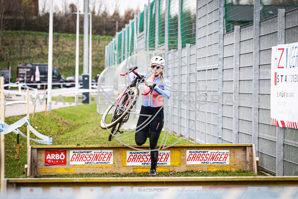 ..... | AUSTRIA, 24.11.24, 3.Radquerfeldein GP um das Sportzentrum Gunskirchen Image shows: Photo: Wapics / Andreas Willdoner