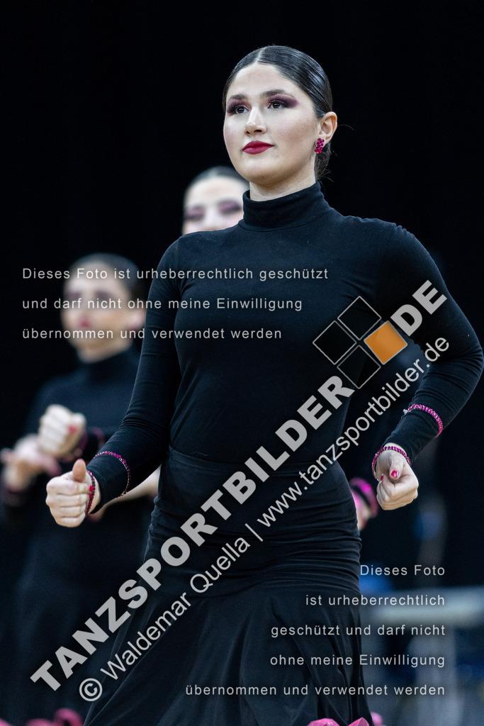 20240310-01193 | Hier finden Sie Tanz Bilder vom Latein und Standard Formationen tanzen. Sportbilder vom Tanzsport. Schöne Fotos und von Weltmeisterschaft, Europameisterschaft, Bundesliga, Regionalliga, Oberliga und Landesliga sowie von GOC Stuttgart, DanceComp, WM Bremen