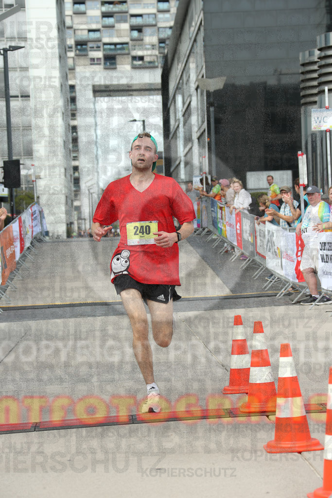 230916_1511_EX1_5056 | Sportfotografie im Rhein-Sieg Kreis, Köln, Bonn, NRW, Rheinland Pfalz, Hessen, etc. Unser Tätigkeitsfeld umfasst den Laufsport vom Volkslauf über den Marathon, Duathlon, Triathon bis zum Ultralauf wie Kölnpfad Ultra oder Schindertrail.
