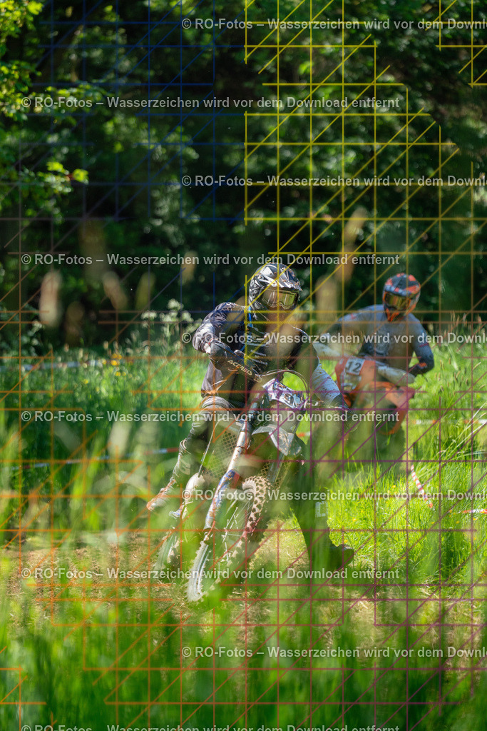 Wolfshausen 2 Lauf -367 | Sportfotografie von RO-Fotos: Motorsport, Motocross, Enduro, Laufveranstaltungen und Triathlon. Professionelle Fotos von Sportlern und Events. - Realisiert mit Pictrs.com