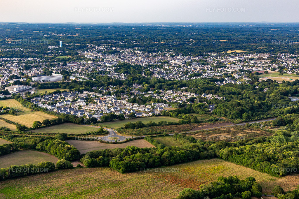 Aerial view: View of the town in the district Le Guiric-Trebehoret in Pont-l’Abbé in the state Finistere, France. – Photo: IMG_132525.jpg taken on 06/17/2022 by Werner Riehm/FLY-FOTO.com – Resolution of the original: 5189 x 3460 px