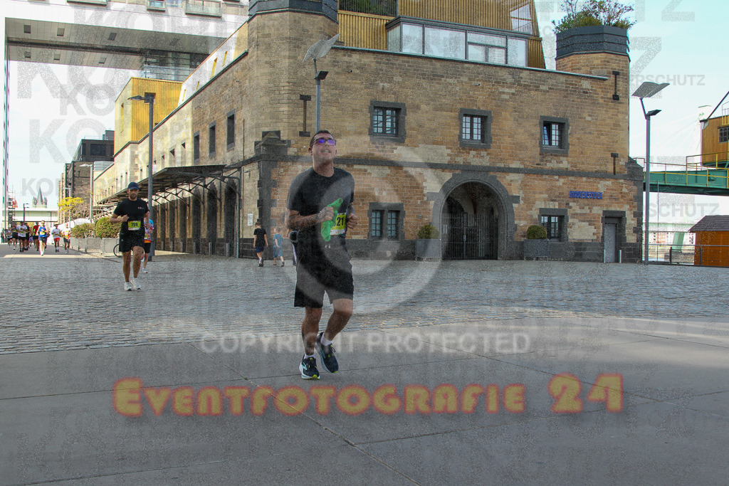 250920_1455_EV4_7554 | Sportfotografie im Rhein-Sieg Kreis, Köln, Bonn, NRW, Rheinland Pfalz, Hessen, etc. Unser Tätigkeitsfeld umfasst den Laufsport vom Volkslauf über den Marathon, Duathlon, Triathon bis zum Ultralauf wie Kölnpfad Ultra oder Schindertrail.