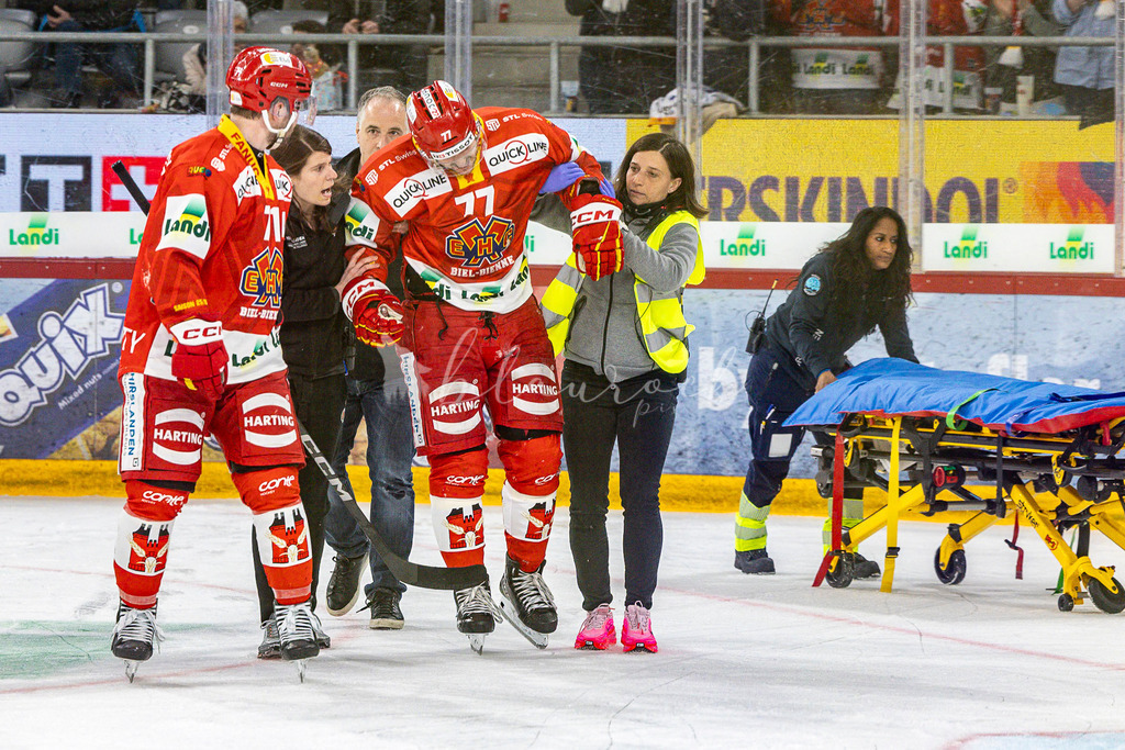 EHCB vs EVZ 20260227_WB-7542 | Sportbilder, Sportfotograf, Hochzeits- und Eventfotografin, Flugshows, Portraits und Tiershooting, Aviation, Downhill, Nationalleague, Swissleague, International