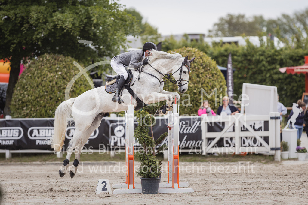 230520_MayDays_Zeit-S-232 | Deine schönsten Turniermomente als professionelle Fotos! Entdecke hochwertige Pferdesport-Fotografie im Online-Shop. Jetzt Fotos finden & bestellen!