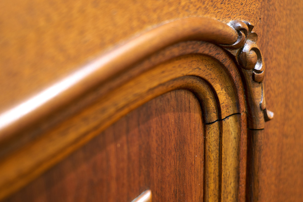 Details Möbel | Wien, Austria - May 24, 2022: Details Möbel, Kastentüre - Realisiert mit Pictrs.com