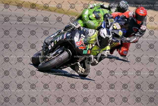 26bt04-0888 | markuskiefer.com - Realisiert mit Pictrs.com