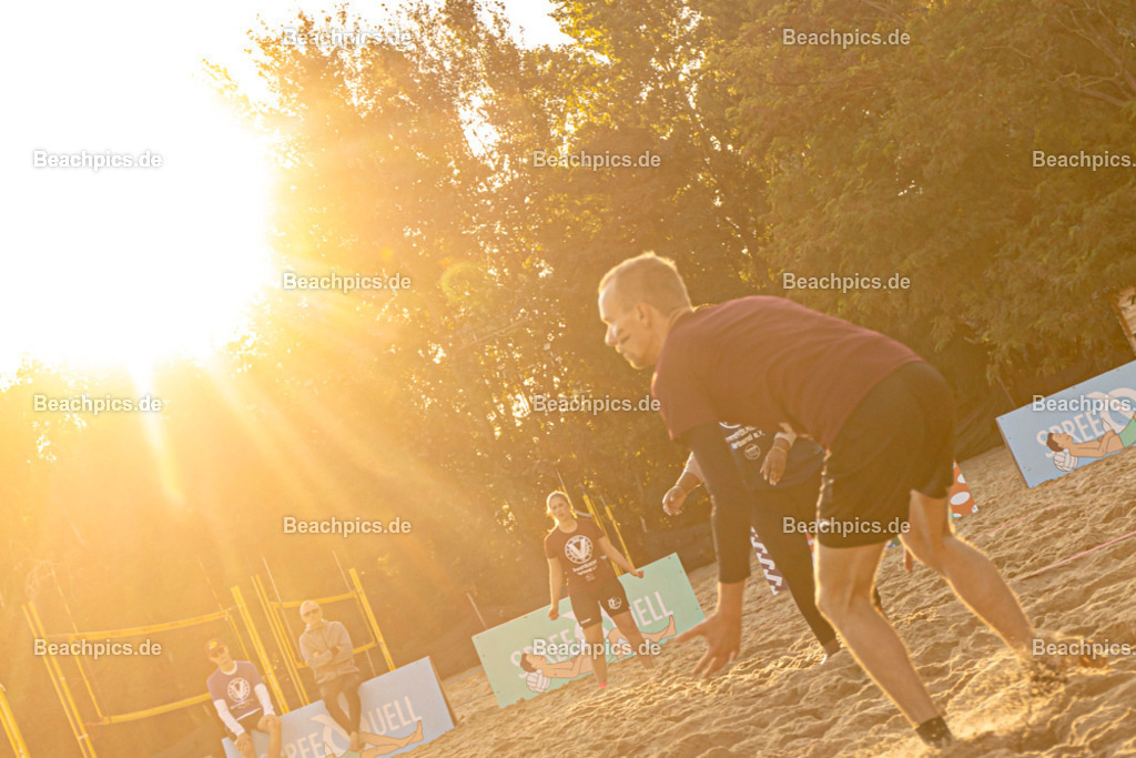 2025-200083276-Strandvölkerball-WM_1 |  23.08.2025; Berlin Foto: Gerold Rebsch - www.beachpics.de